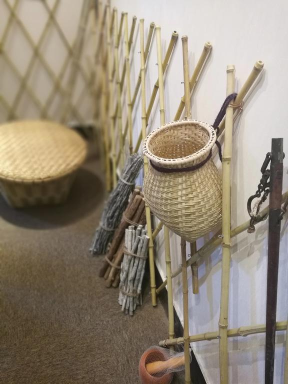 Happy Dragon Alley Hotel-in The Center Close To The Subway&free Coffe Laundry Fluent Speaking,tourist Attractions Ticket Service&food Recommendation,near Tian Anmen Forbiddencity,near Temple,easy Access To The Airport 4* Bắc Kinh